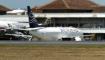 Batavia Air Tujuan Jakarta Rusak di Pekanbaru