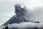 Puncak Merapi Diselimuti Kabut Tebal