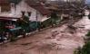 Truk Pasir Hancur Diterjang Banjir Lahar Dingin