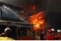 Sebuah Rumah di Jakarta Terbakar