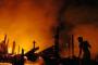 Pabrik Dupa di Surabaya Terbakar