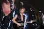 Bon Jovi Sumbangkan Tiket Pertandingan kepada Fans